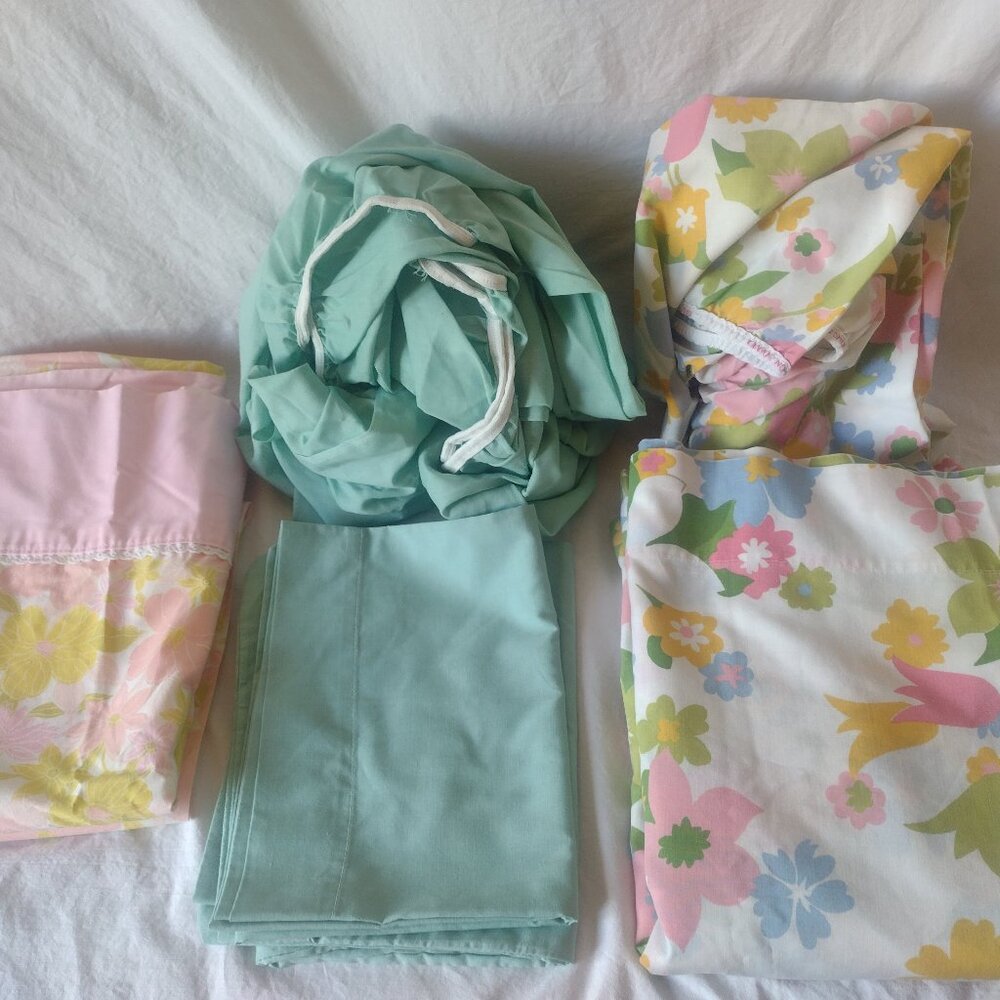 Vintage 1960's Sheets, Fitted/Flat/Pillowcases, Full/Twin matching & mixed sets